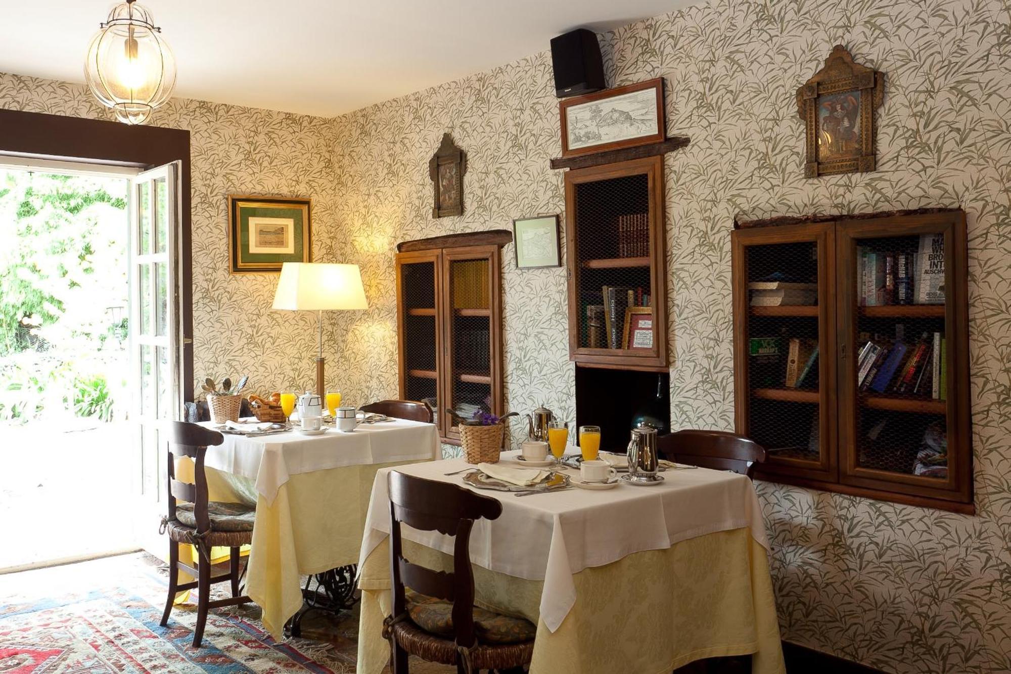 Hotel Zubieta Lekeitio Bagian luar foto
