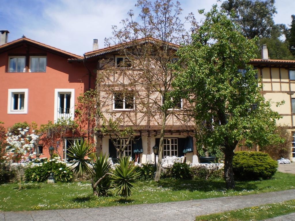Hotel Zubieta Lekeitio Bagian luar foto